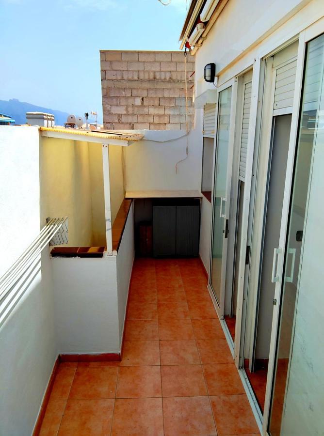 Sea view apartment in Alcalá Esterno foto